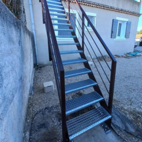 Escalier fer -St Saturnin - Sigonneau